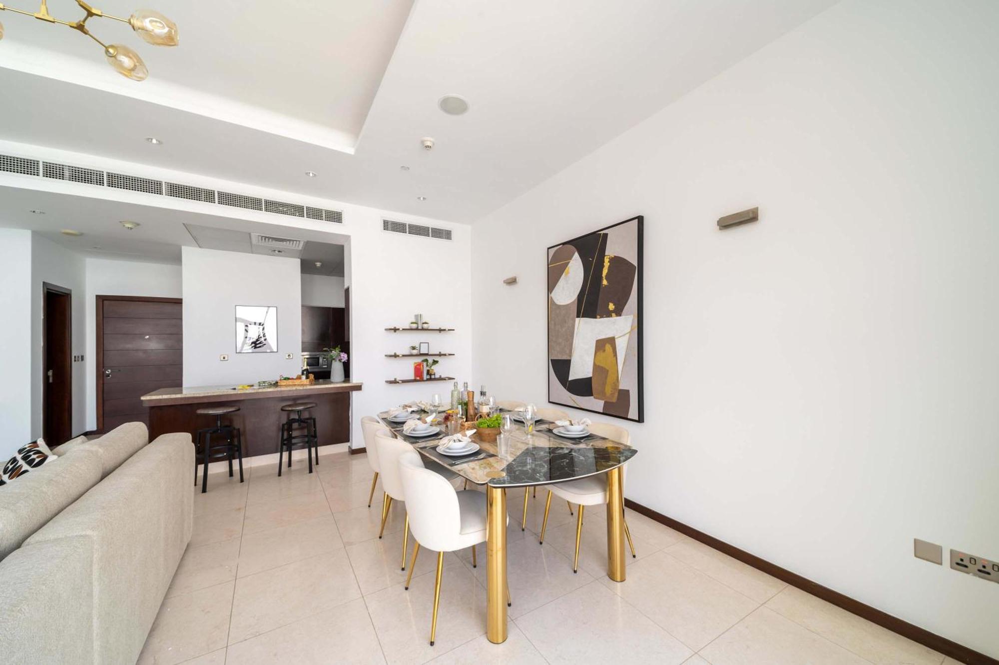 Frank Porter - Diamond, Tiara Residences *